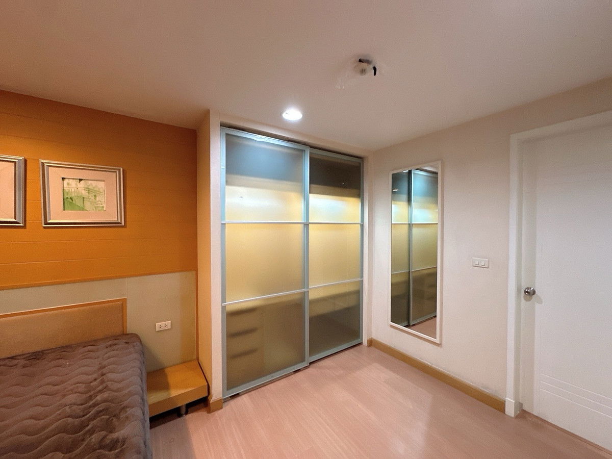 picture Condo For Rent | The Best Value In The Project “The Bangkok Thanon Sub” 55 Sq.m. Near MRT Sam Yan - 19/21