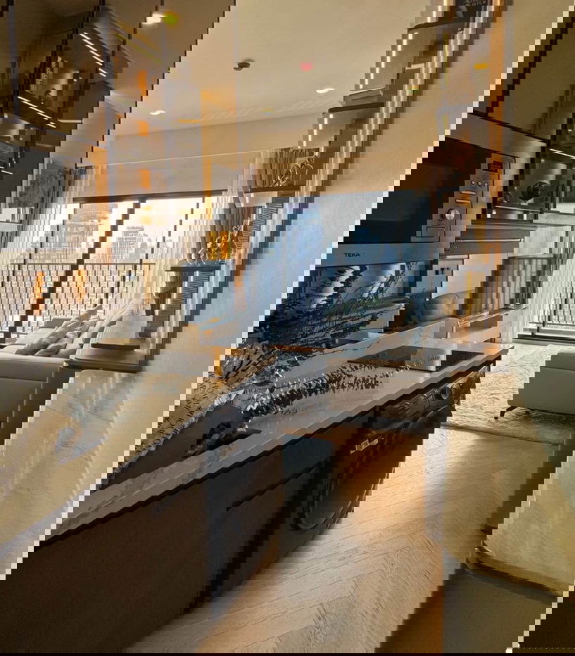 picture PARK ORIGIN THONGLOR - 1/12