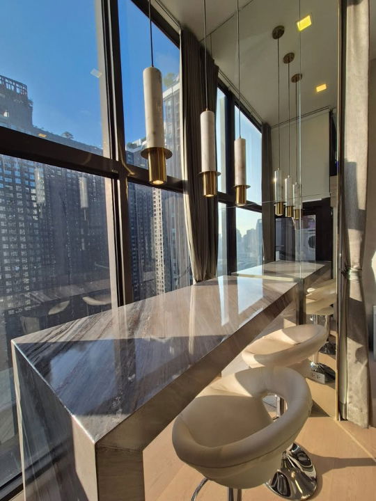 รูป ให้เช่าคอนโด Chewathai Residence Asoke – ห้อง Luxury Loft เพดานสูง วิวเมือง - รูปที่ 10/12