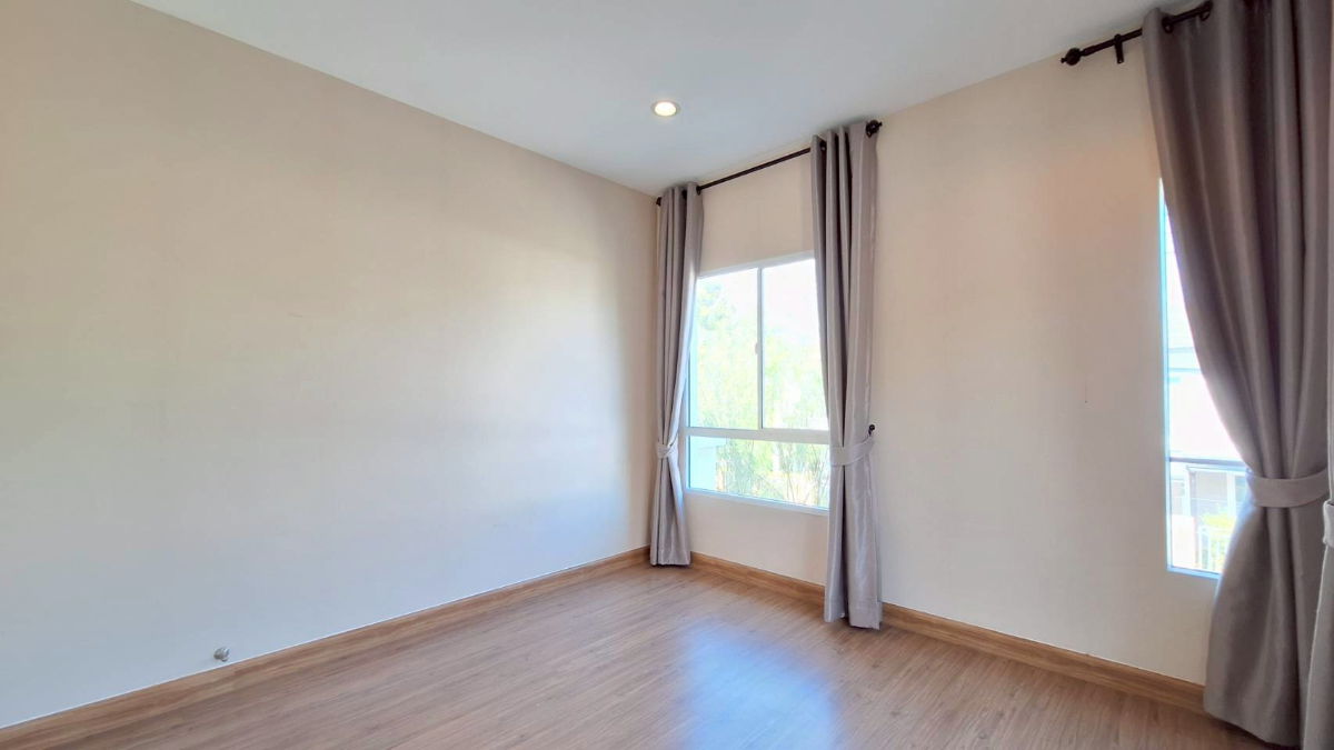 picture House for sale inPassorn Pride Mahidol - Charoenmueang San Kamphaeng, Chiang Mai . 50 sq.w.ð·ïļprice: 3.69 million baht. 3 bedrooms, 2 bathrooms. - 15/27