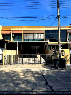 เช่าทาวน์โฮม รามคำแหง 118 : เช่าทาวน์เฮ้าส์/ทาวน์โฮม  เออร์บาโน่ รามคำแหง สะพานสูง เขต สะพานสูง กรุงเทพ CX-142737 ✅ ทักไลน์ @connexproperty ตอบทันที ทีมงานมืออาชีพ ✅