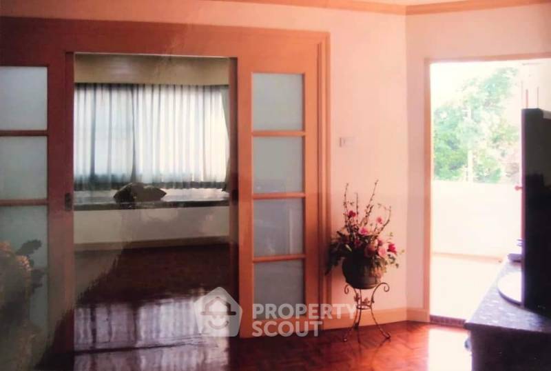 รูป คอนโด 2-ห้องนอน ที่ คันทรี คอมเพล็กซ์ บางนา คอนโดมิเนียม ใกล้ BTS บางนา (ID 698001) - รูปที่ 11/13