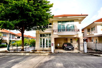 Houses for sale Phranakhon Rajabhat University : HOUSE Supalai Ville (Laksi-Don Muang) 3BR 3BA 2P and Maid room