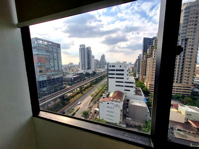 เช่าสำนักงาน ม.สยาม : ++ ออฟฟิศสำนักงานให้เช่า office for rent ตึกสินสาธรทาวเวอร์ ชั้น 12 ติดรถไฟฟ้า BTS ราคา 33,000 บาท ใกล้สาทร ตึกสูงดูดี ห้องว่างพร้อมเข้าอยู่ ++