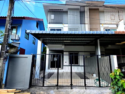 ทาวน์โฮม เมืองเชียงใหม่ เชียงใหม่ : ขายบ้านหลังริม บ้านสันป่าเลียง หนองหอย เชียงใหม่ | รีโนเวทใหม่ | 2 ล้าน ใกล้ Central Festival เชียงใหม่