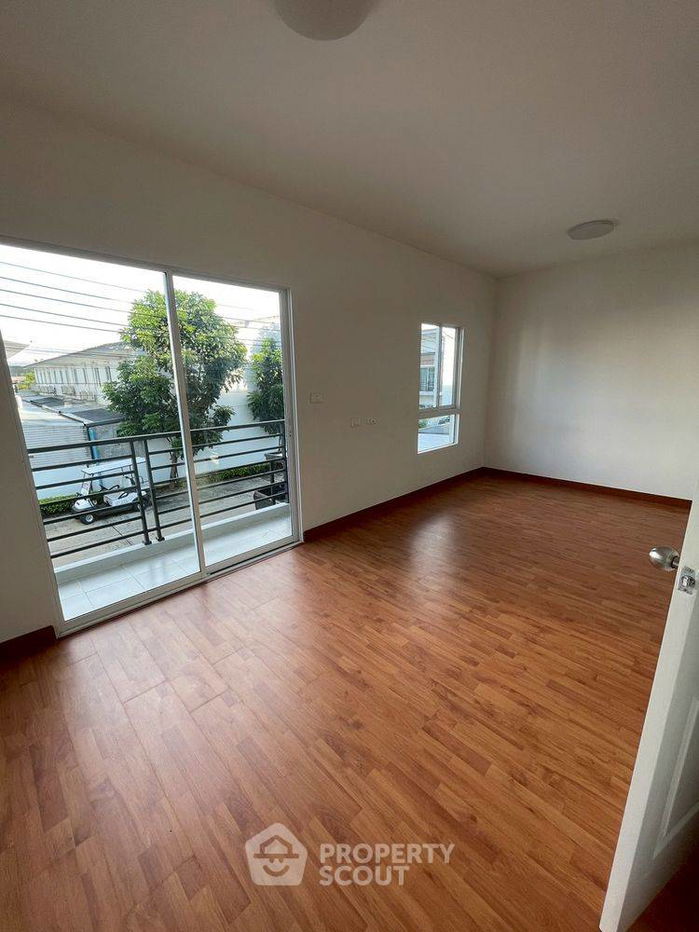 picture 4-BR Townhouse in Sai Mai (ID 2430771) - 9/9