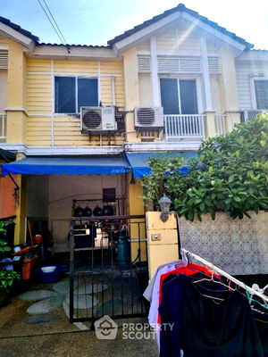 Townhouses for sale Saphan Sung : 3-BR Townhouse in Saphan Sung (ID 2014489)