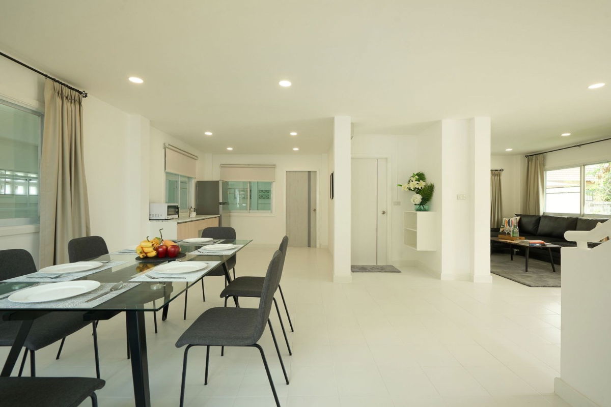 รูป ให้เช่าบ้านเดี่ยวสองชั้น 3 ห้องนอน 2 ห้องน้ำ 1 ห้องครัว 2 ที่จอดรถ - รูปที่ 5/18