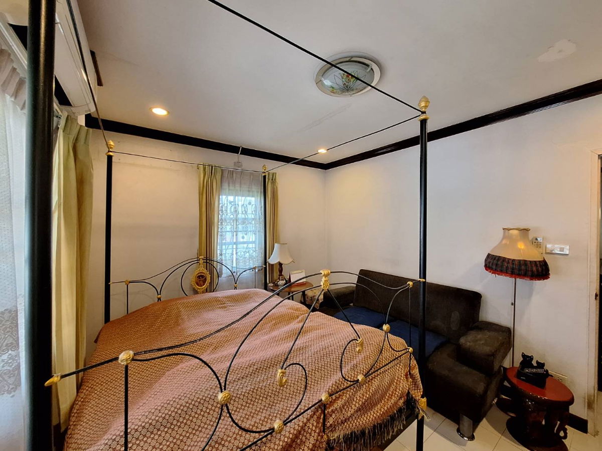 รูป ขายบ้านดอนเมือง ราคาพิเศษ 2.4 ล้านบาท  หมู่บ้านกรวิกา ซอย 5 ใกล้สนามบินดอนเมือง และรถไฟฟ้าสายสีแดง - รูปที่ 12/17