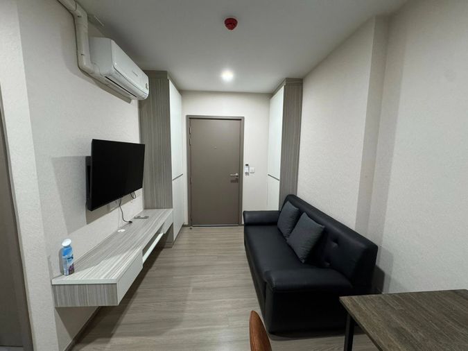 ปล่อยเช่าคอนโด - Aspire Ratchayothin (แอสปาย รัชโยธิน) ------------ ห้องว่างพร้อมอยู่ครับ