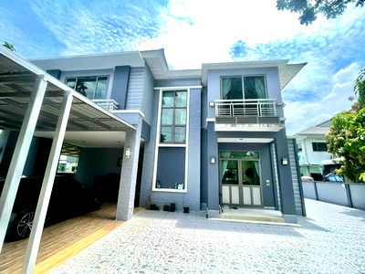 Houses for rent Airport Link Ban Thap Chang  : LB103 Luxury Single House for Rent – Perfect Masterpiece Rama 9