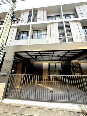 Townhouses for rent Lotus's north ratchapruek : For Rent Townhouse/Townhome  , NUE Cove North Ratchapruek , MRT-Bang Rak Noi Tha It , Om Kret , Pak Kret , Nonthaburi , CX-142497 ✅ Live chat with us ADD LINE @connexproperty ✅