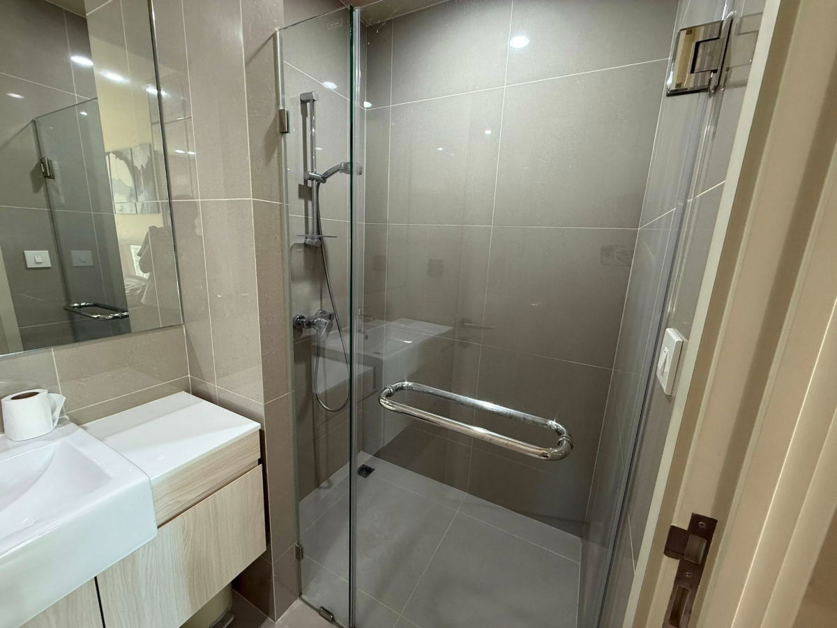 picture ðĒFor RentðĒ Noble Recole. Beautiful room, fully furnished! ðąADD LINE @nathong97 (Replies ⥠24 Hr) AV128 - 6/7