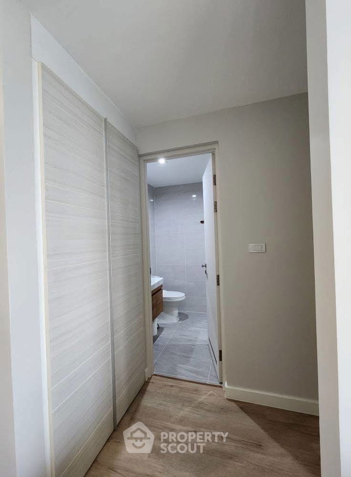 รูป คอนโด 2-ห้องนอน ที่ เดอะ รูม สาทร-ตากสิน ใกล้ BTS โพธิ์นิมิตร (ID 2541250) - รูปที่ 12/23