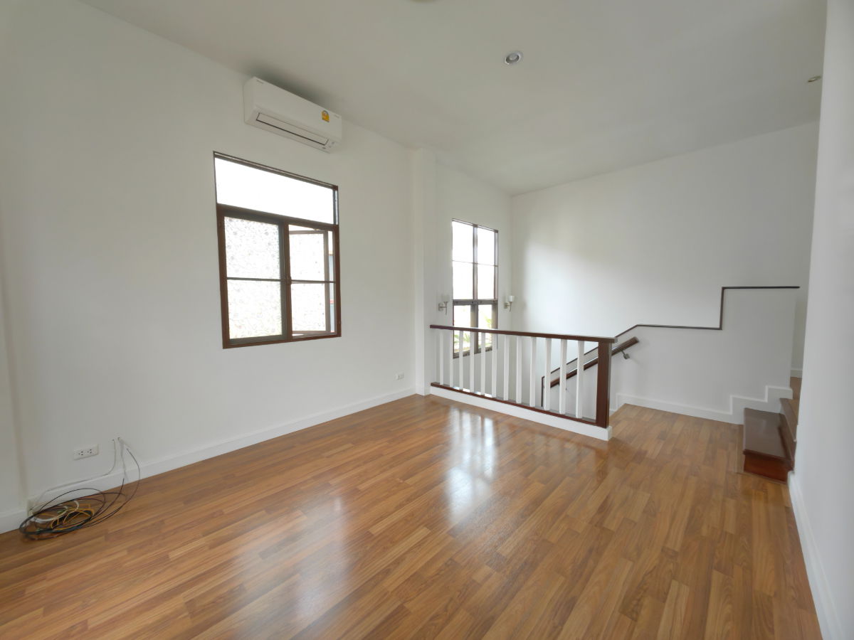 รูป ขาย บ้านเดี่ยว 2 ชั้น หมู่บ้าน สราญสิริ รามอินทรา 1 พื้นที่ 98 ตรว. ตัวบ้านอยู่ต้นโครงการ ทำเลดี ถนนปัญญารามอินทรา ซอยซาฟารีเวิลด์ - รูปที่ 16/40