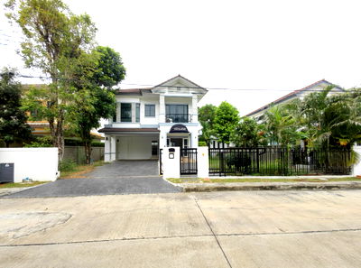 บ้านเดี่ยว วิทยาลัยเทคนิคมีนบุรี : ขาย บ้านเดี่ยว 2 ชั้น หมู่บ้าน สราญสิริ รามอินทรา 1 พื้นที่ 98 ตรว. ตัวบ้านอยู่ต้นโครงการ ทำเลดี ถนนปัญญารามอินทรา ซอยซาฟารีเวิลด์ 