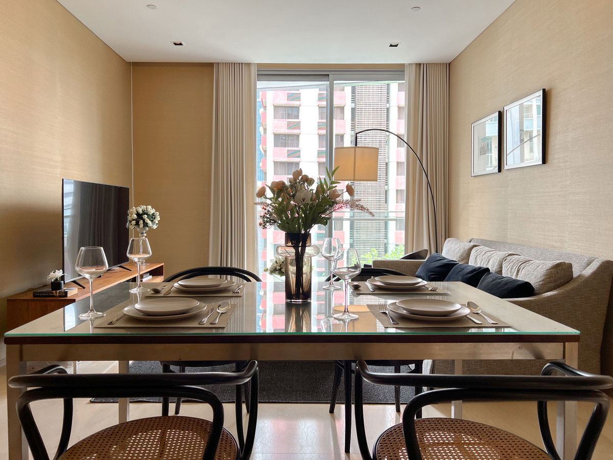 รูป 🏙 ให้เช่าคอนโดหรู Saladaeng-Residence ✨ คอนโดหรู ใจกลางเมือง ทำเลพรีเมียม ใกล้ BTS - รูปที่ 9/21