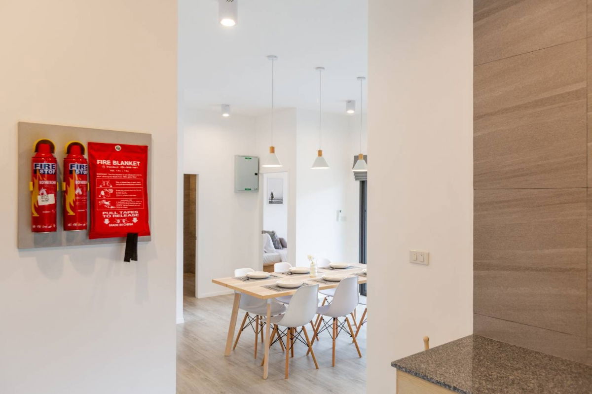 picture Single-story pool villa for rent with 3 bedrooms,2 toilets and 1 kitchen. - 6/19