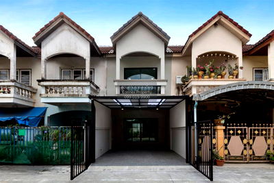 Townhouses for sale Thailand Nursing and Midwifery Council : For Sale Townhouse/Townhome  , Narongsukniwet , newly renovated , Talat Khwan , Mueang Nonthaburi , Nonthaburi , CX-142979 ✅ Live chat with us ADD LINE @connexproperty ✅