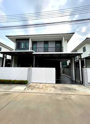 Houses for sale Toongklom-Taman Road : House 4 bedrooms for Sale  East Pattaya