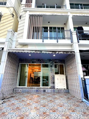 เช่าทาวน์โฮม ลาดปลาเค้า 66 : 📌 ให้เช่าทาวน์เฮาส์ 3 ชั้น บ้านกลางเมือง เออร์บาเนี่ยน เกษตร - นวมินทร์ 2 3 ห้องนอน 3 ห้องน้ำ