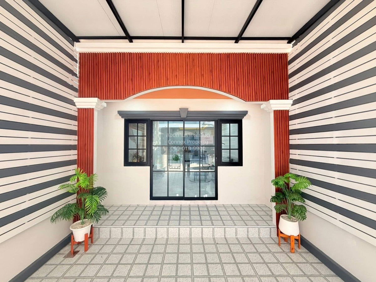 picture For Sale Townhouse/Townhome , Ban Poonsinthanee 1 , newly renovated , Khlong Song Ton Noon , Lat Krabang , Bangkok , CX-142717 ✅ Live chat with us ADD LINE @connexproperty ✅ - 2/12