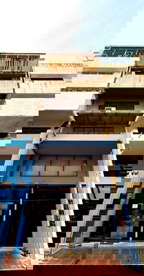 Shophouses for rent Bangkok University : Commercial building for rent near BTS Phra Khanong (SPSJP13)