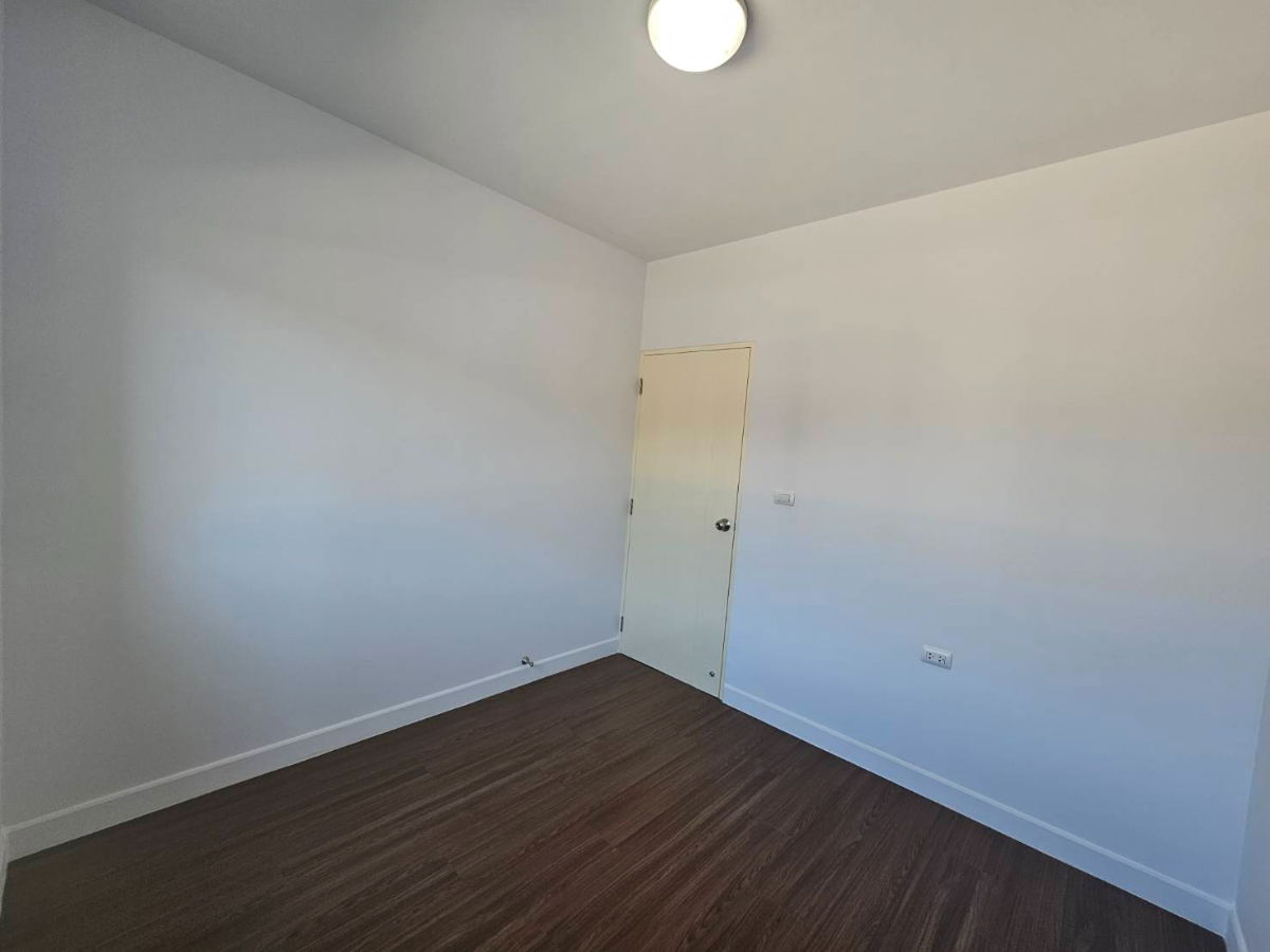 รูป ขายเมททาวน์ บางนา ขายทาวน์โฮม 3 ห้องนอน ใกล้เอแบคบางนา - รูปที่ 22/29