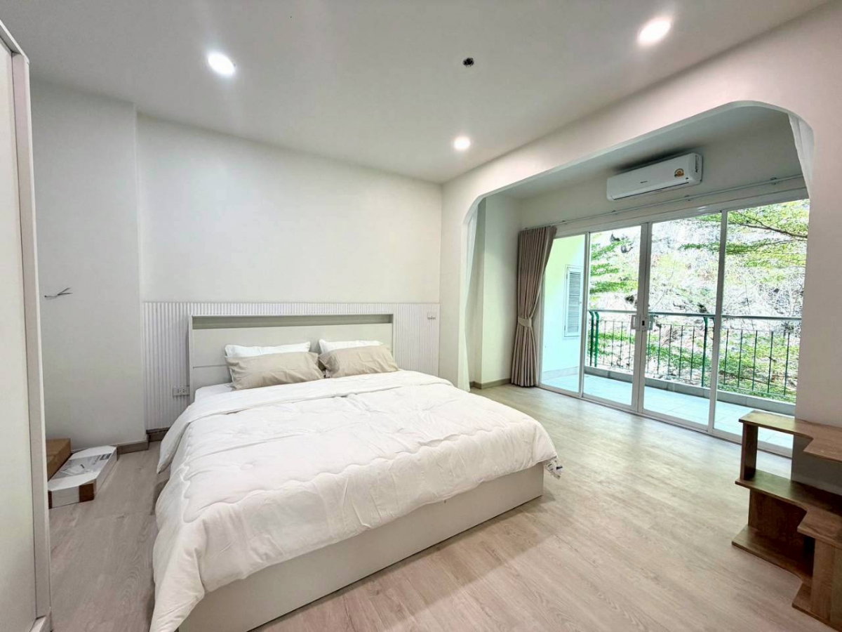 Phanason The Green Place Condominium WR-04140 - image 2