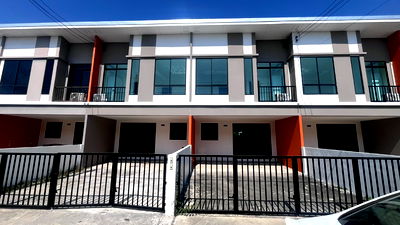 เช่าบ้านแฝด ปทุมธานี : ให้เช่าทาวน์โฮม  วินนิ่ง เรสซิเดนท์ วงแหวน - คลอง 5 ขนาด 24 ตรว ราคา 12,000 บาท