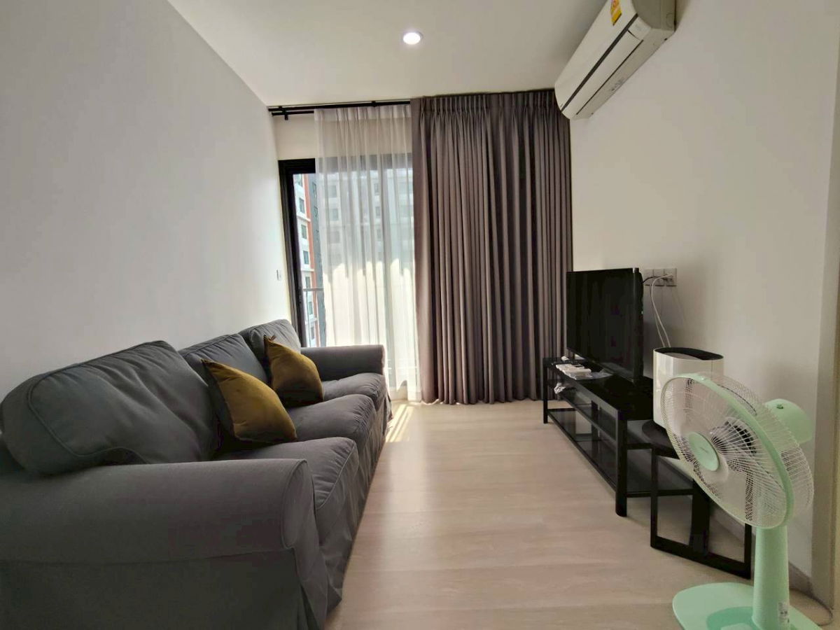 รูป ให้เช่า Life Asoke (ไลฟ์ อโศก) 2 beds for rent New CBD โซน อโศก - พระราม 9 ใกล้ MRT เพชรบุรี , Airport Link มักกะสัน ห้องมุม วิวสระว่ายน้ำ,วิวเมือง - รูปที่ 1/21