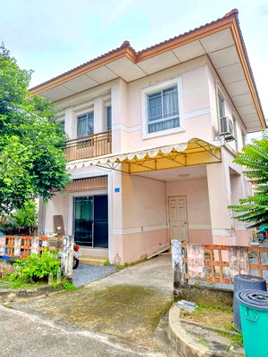 บ้านแฝด โรงเรียนนานาชาติร่วมฤดี วิทยาเขตอนุบาล : บ้านแฝดสไตล์บ้านเดี่ยว ทำเลปัญญาอินทรา ใกล้ซาฟารีเวิลด์ เดินทางสะดวก เชื่อมต่อหลายเส้นทาง ราคาจับต้องได้