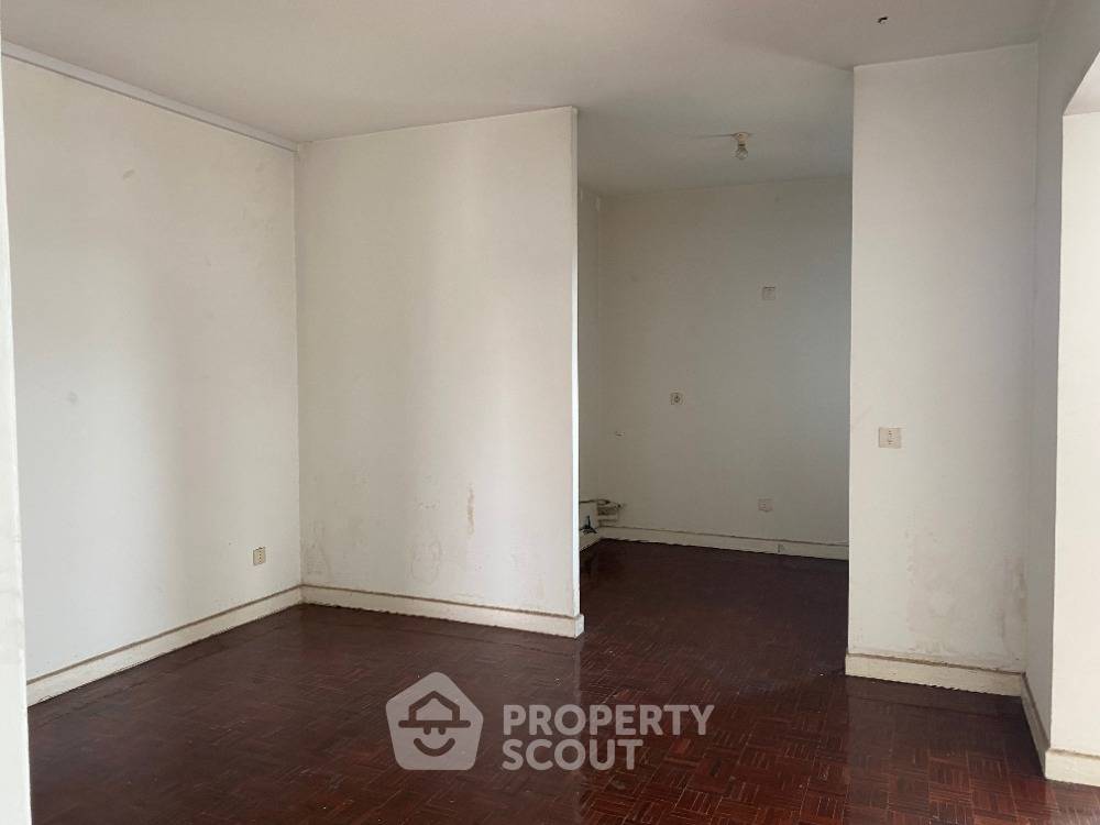 picture 3-BR Condo at Golden Lake View Condominium in Ban Mai (ID 1015784) - 10/12