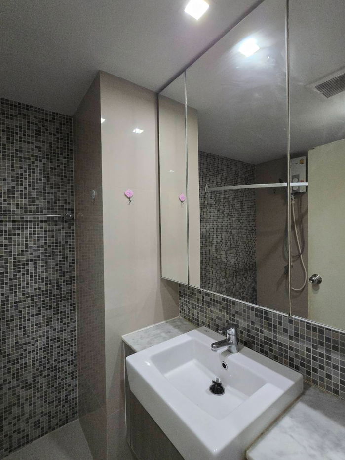 รูป ให้เช่า🚝 We condo เอกมัย-รามอินทรา เฟอร์ฯ ครบ ราคาดี 📱Line: @promptcondo - รูปที่ 6/37