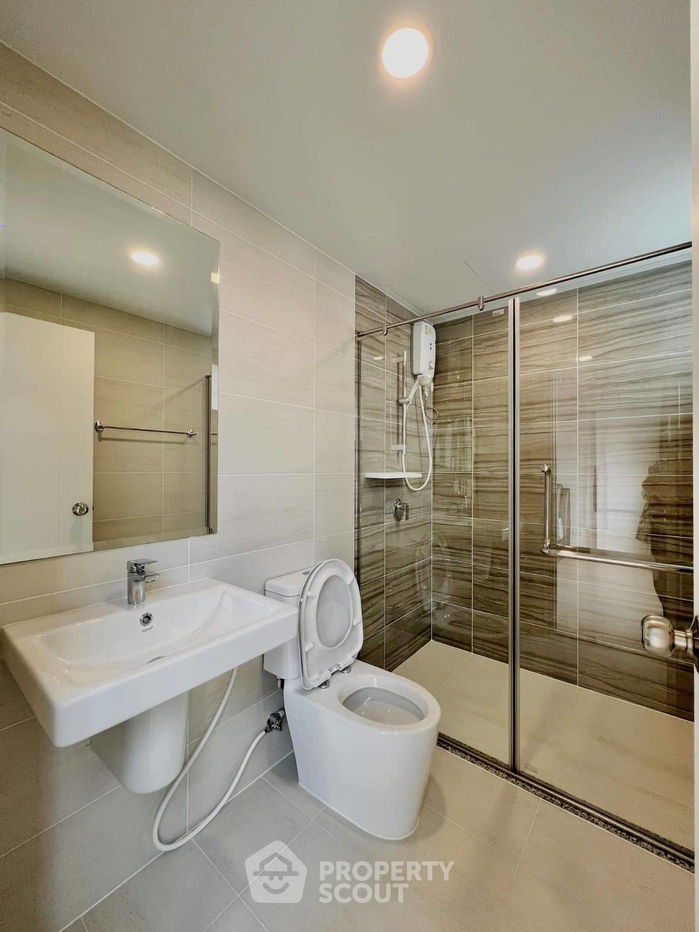 picture 2-BR Condo at Supalai Loft Prajadhipok-Wongwian Yai near BTS Wongwian Yai (ID 1930330) - 15/15