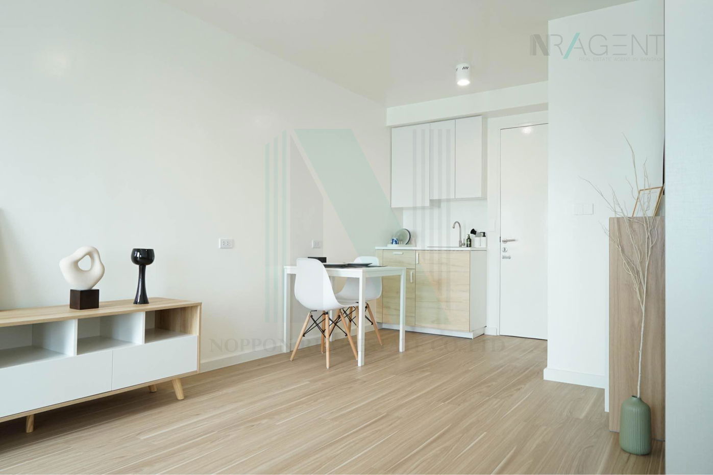 picture ðĐ For Sell Condo IRIS AVENUE ONNUCH - SUVARNABHUMI Building 4, Floor 7,Studio, Room size 28 sqm - 1/8