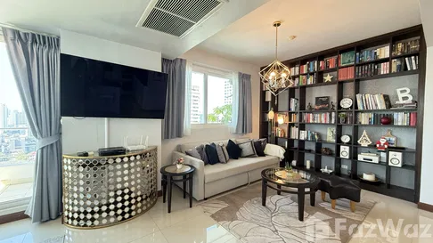 One Huge Bedroom Condo For Rent & Sale 5934510