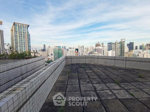 3-BR Condo at All Seasons Mansion Condominium near BTS Phloen Chit (ID 1938340)