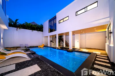 Houses for sale Thalang Phuket : 7 Bedroom Villa for sale in Choeng Thale, Phuket  5953045