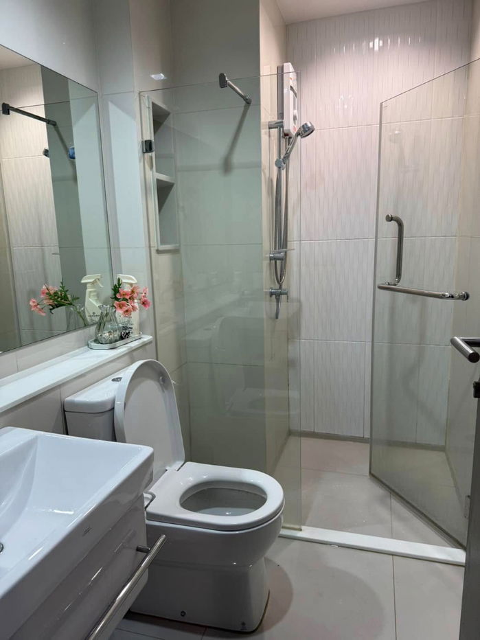 รูป 🟨🟨🟦🟦 [ ให้เช่า ] Life Asoke - RAMA9 🟦🟦🟨🟨 คลิ๊ก‼️ Akara Real Estate✅✅✅✅✅ "ตอบไว ทันใจ หลังการขายดีเยี่ยม" - รูปที่ 6/9