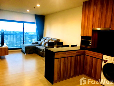 Condos for rent : . 1960128