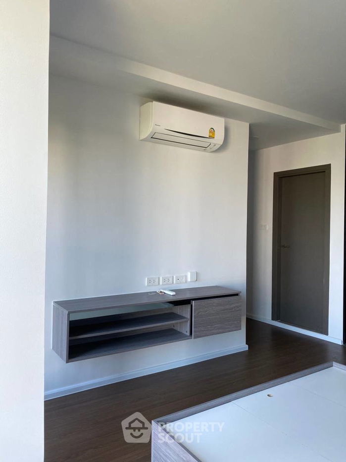 picture 1-BR Condo at The Origin Ratchada-Ladprao near MRT Ratchadaphisek (ID 2084678) - 2/9