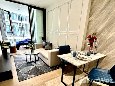 Condos for rent : Fynn 5355385