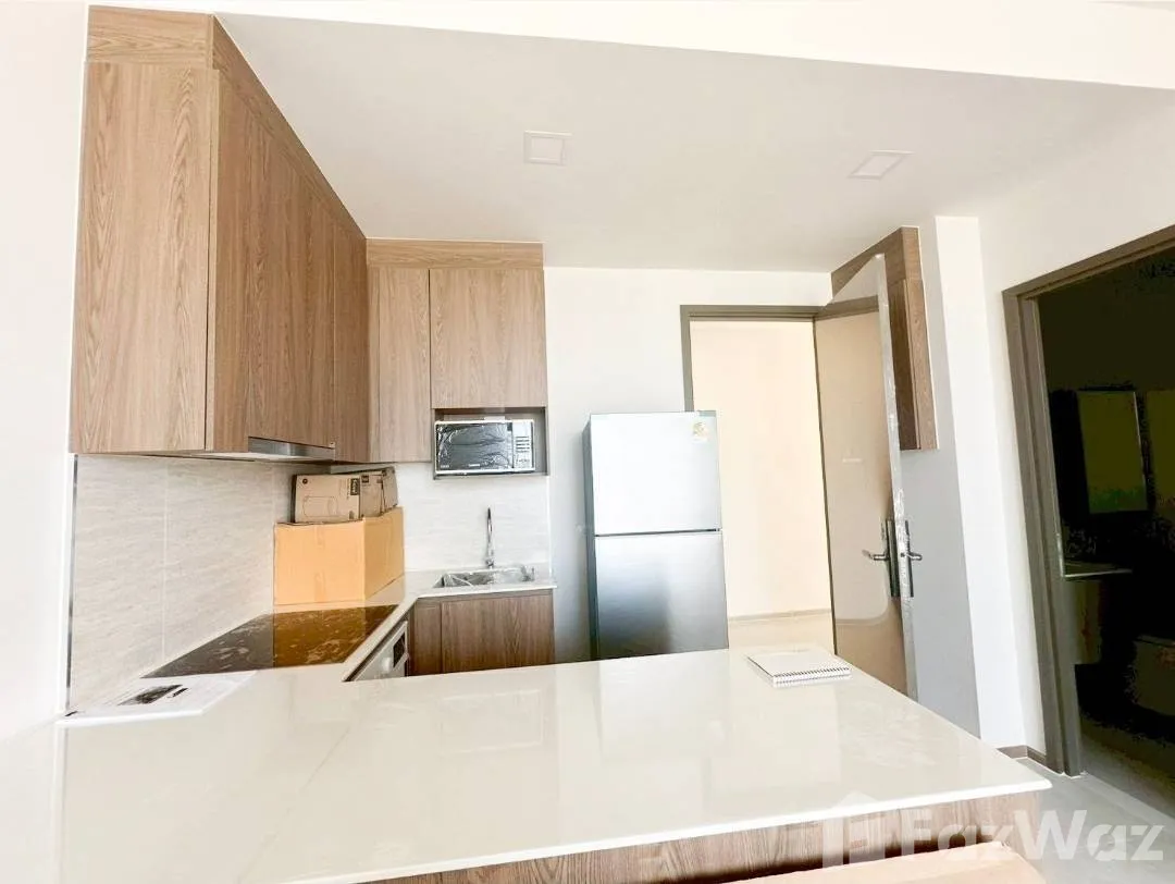 is a condo and apartment project located in Choeng Thale. 5932034