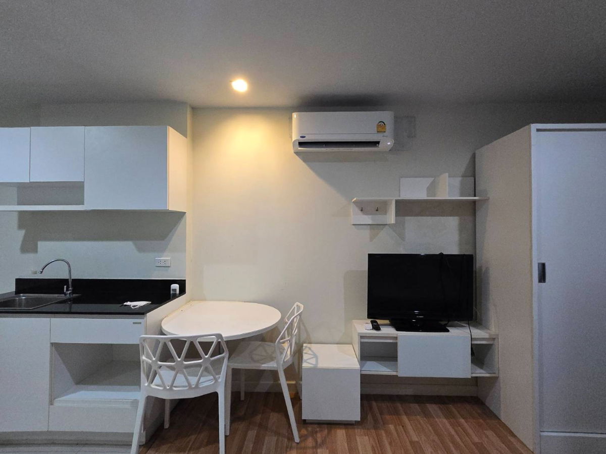 รูป ให้เช่า🚝 We condo เอกมัย-รามอินทรา เฟอร์ฯ ครบ ราคาดี 📱Line: @promptcondo - รูปที่ 4/37