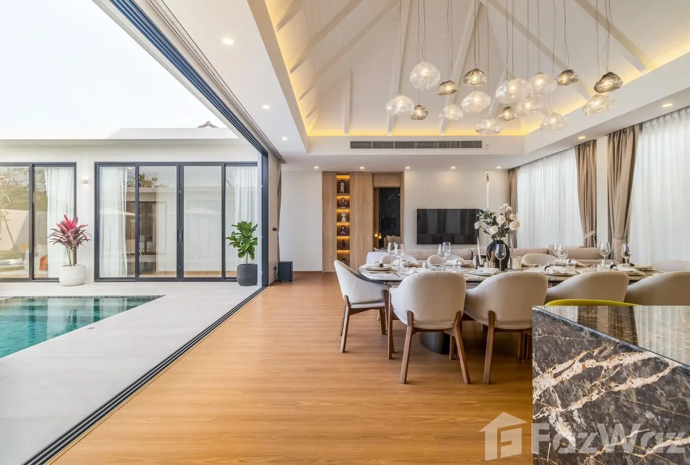 รูป วิลล่าให้เช่า 5 ห้องนอน ใน เชิงทะเล, ภูเก็ต 5596188 - รูปที่ 2/22