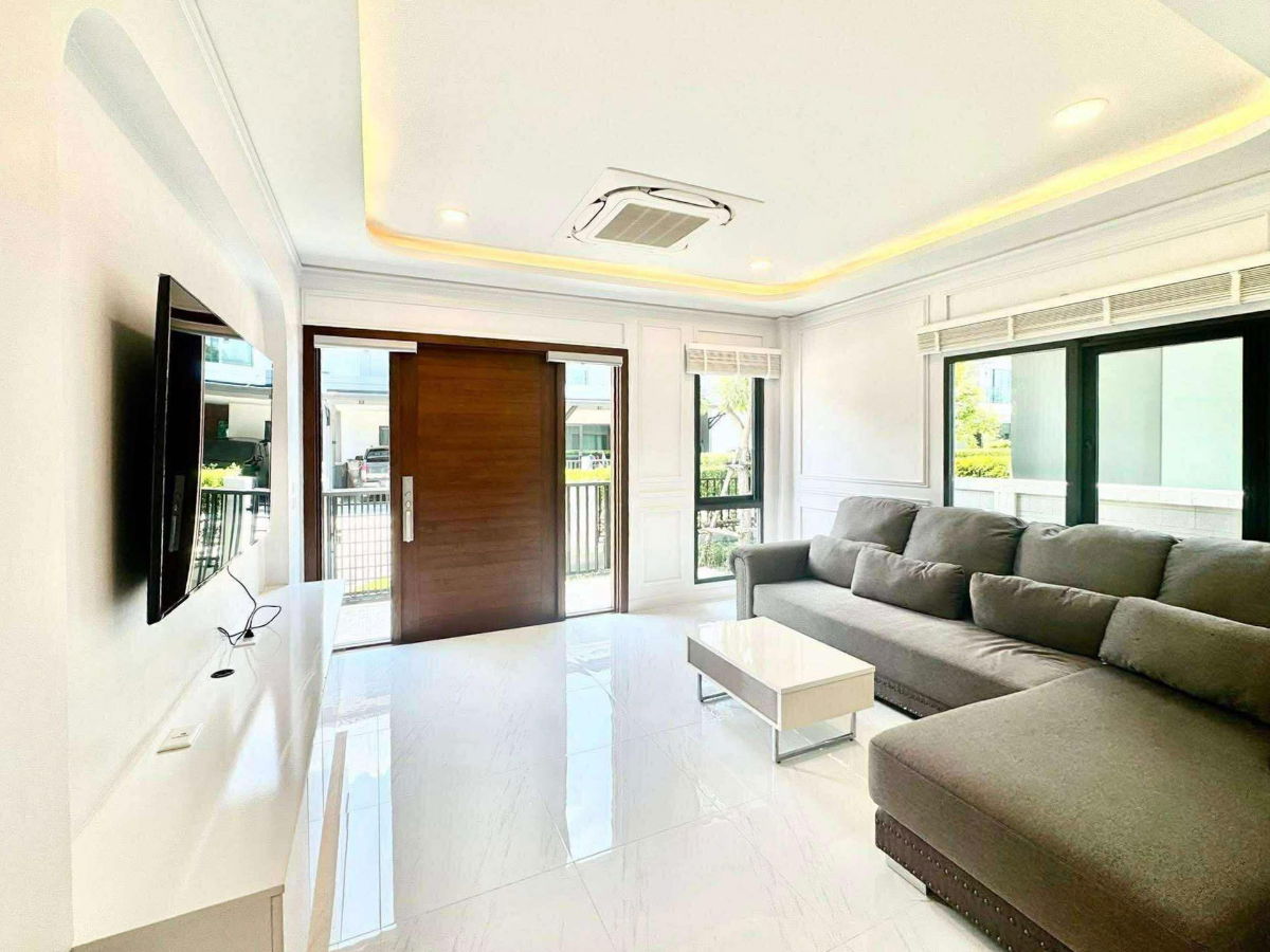 รูป บ้านหรูให้เช่า The City บางนา - 4 ห้องนอน 5 ห้องน้ำ - รูปที่ 2/11