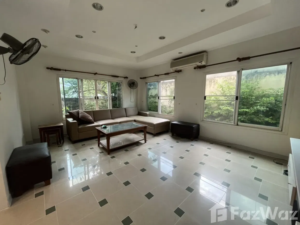 picture 6 Bedroom House for rent in Phra Khanong Nuea, Bangkok 1415448 - 6/11