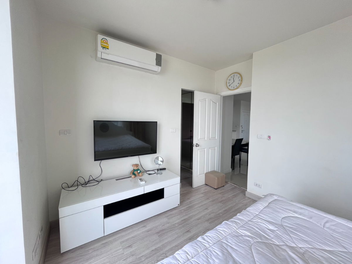 picture Condo for rent Manor Condo for rent next to the Chao Phraya River. - 3/13