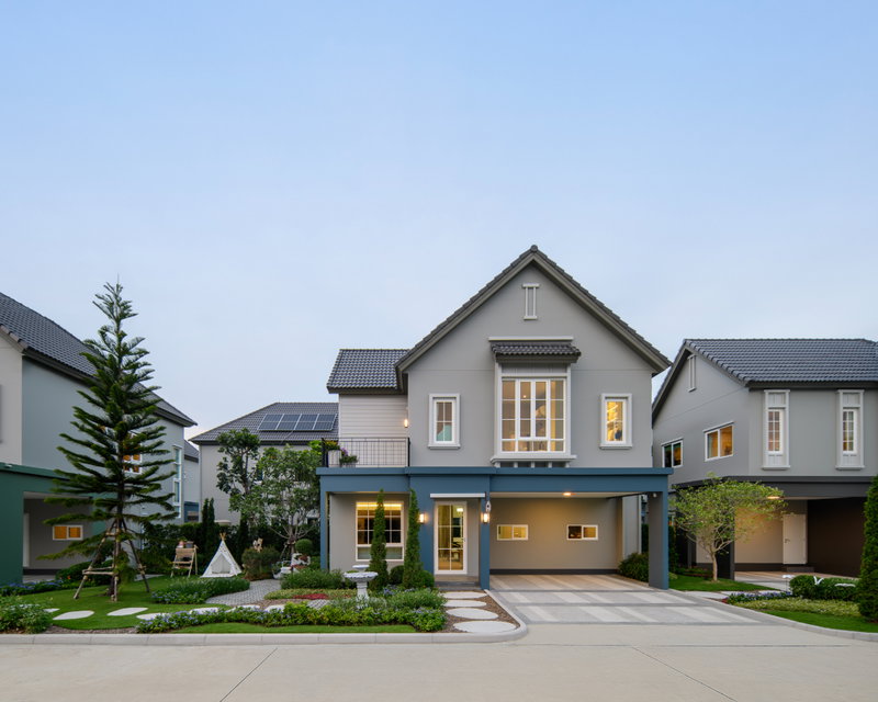 Houses for sale : Saransiri Srinakarin-Praksa: Modern Farmhouse style single-family homes in a convenient location near BTS Praksa.